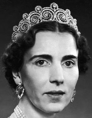 khedive egypt tiara crown princess margaret sweden diamond cartier queen ingrid denmark
