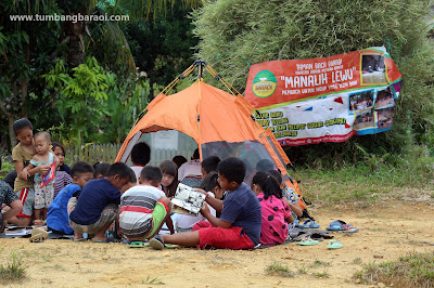 Foto aktivitas taman baca di katingan