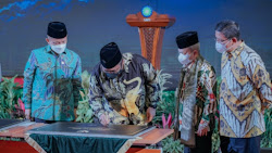 Mentri Agama Gus Yaqut Resmikan Gedung Pendidikan Profesi Guru, Rumah Tahsin dan Tahfidz UIN Sunan Gunung Djati Bandung