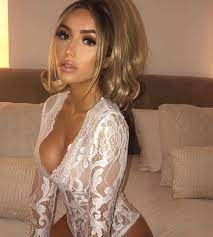 Charlotte Elise Fox Age, Net Worth, Biography, Wiki, Height, Photos, Instagram, Career, Relationship