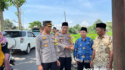 Tak Hanya Jum'at Curhat, Kapolres Pasuruan Juga Resmikan Bantuan Air Bersih Untuk Masyarakat