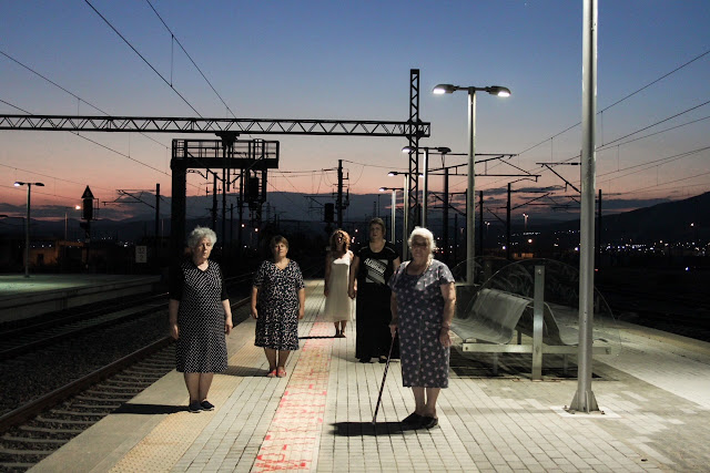 Σιδηροδρομικές μνήμες: Το έργο της Αιμιλίας Μπουρίτη για τους Πόντιους του Ασπροπύργου ταξιδεύει στην Κοπεγχάγη
