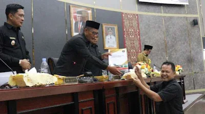 DPRD Kota Padang Gelar Rapat Paripurna Tutup Masa Sidang I dan Buka Masa Sidang II Tahun 2024