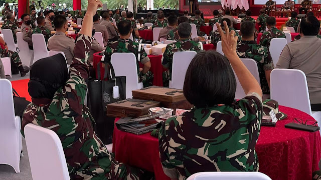 2 Jenderal Perempuan Hadiri Rapim TNI-Polri