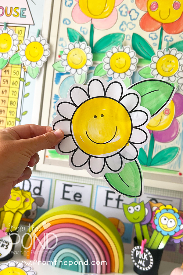 FREE Counting to 10 Flower Playdough Mats - Spring Math for Preschool