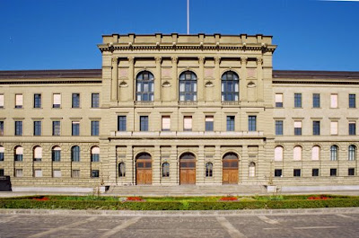 El campus "centro" de la ETH Zúrich, edificio principal