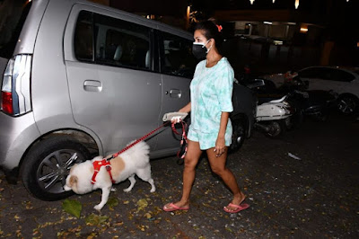 Malaika Arora snapped with favorite pet in Bandra