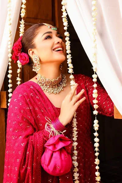 Sanam Jung Vibrant shoot for Anum Jung holiday collection 21