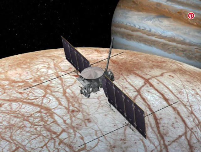 UNIVERSO: Clipper explorará los secretos de la luna Europa en 2024.