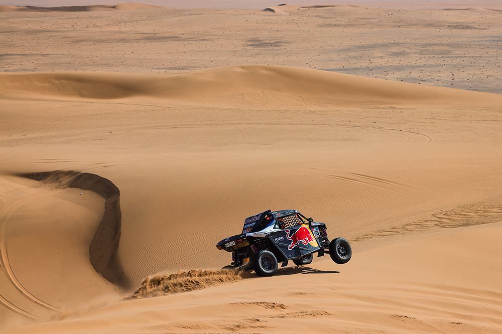 Dakar 2022: Mattias Ekström gana la etapa 8 y Loeb recorta a Al Attiyah