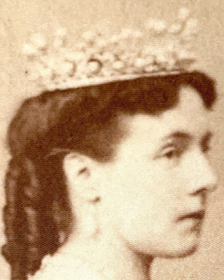 pearl diamond tiara queen marie henriette belgium