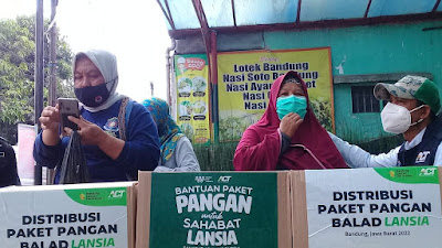 Didukung PWI Kota Bandung, ACT – MRI Gelar Aksi “BALAD” Bagi Warga Bandung