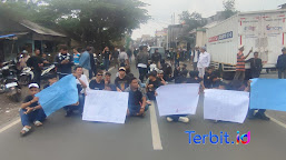 Buntut Aksi Tuntutan ke GSI Cikembar Sukabumi, Ratusan Warga Blokade Jalan 