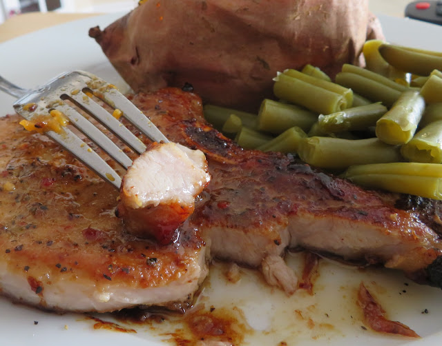 Iron Skillet Garlic & Brown Sugar Pork Chop