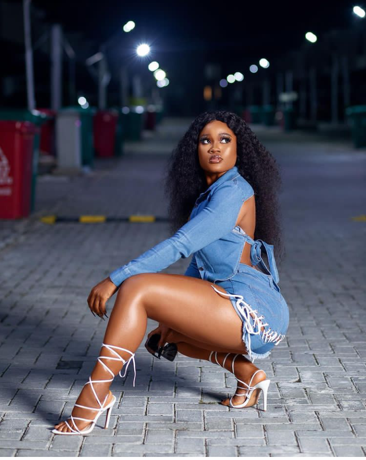 Cee-c is very beautiful, check out her recent pictures that triggered reactions
