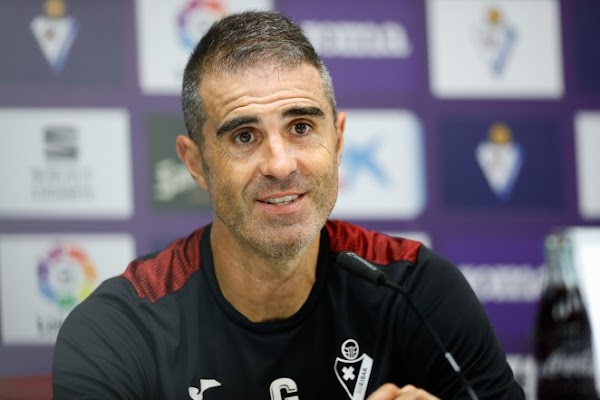 Garitano - Eibar -: "El Málaga tiene equipo para ganar fuera de casa en cualquier momento"