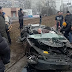 Impactante vídeo:Tanque ruso arrolla un vehículo con una persona dentro en Ucrania