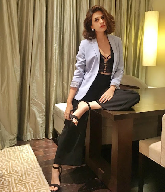 Actress Shraddha Das Latest Twitter Pics