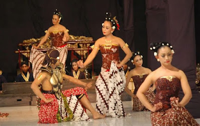 Tari Prawiroguno