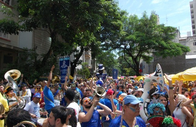 SP também decide cancelar Carnaval de rua após aumento de casos de Covid