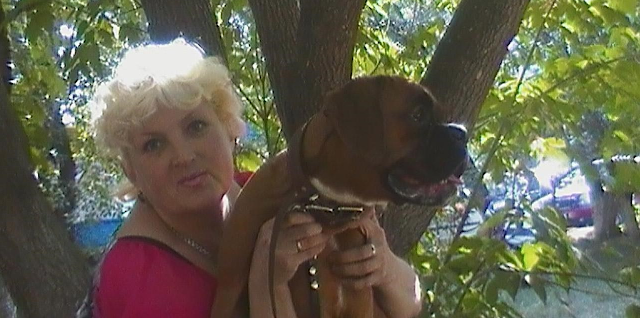 Врачи спасают жизнь 54-летней Ларисы, которую накануне утром разорвали собственные собаки