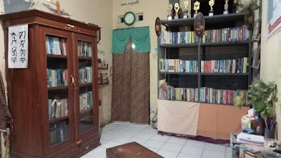 Bikin pustaka di rumah