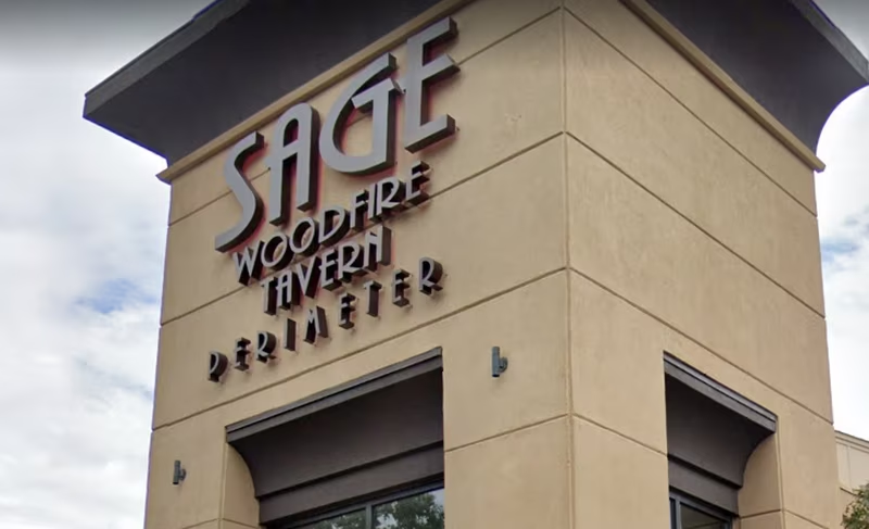 Security guard shot after couple skips out on restaurant tab