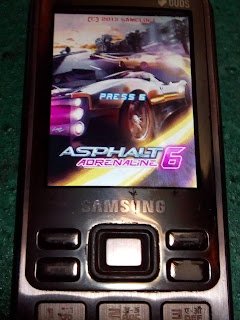 Playing Asphalt 6 in keypad phone
