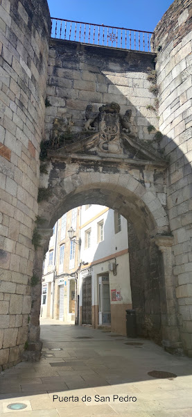 Puerta de San Pedro en la muralla de Lugo