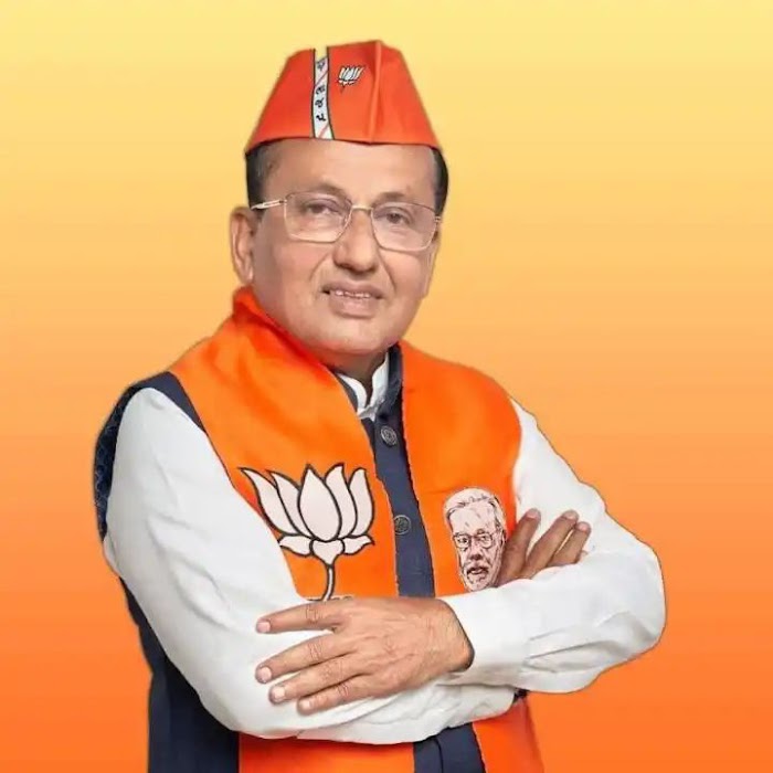 लोकसभा चुनाव 2024 :: सूरत से मिली भाजपा को जीत की पहली सीट, मुकेश दलाल निर्विरोध हुए विजयी...