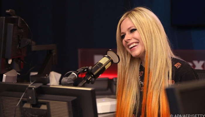 Avril Lavigne sobre los 20 años detrás de su clásico pop-punk instantáneo y 'Love Sux'