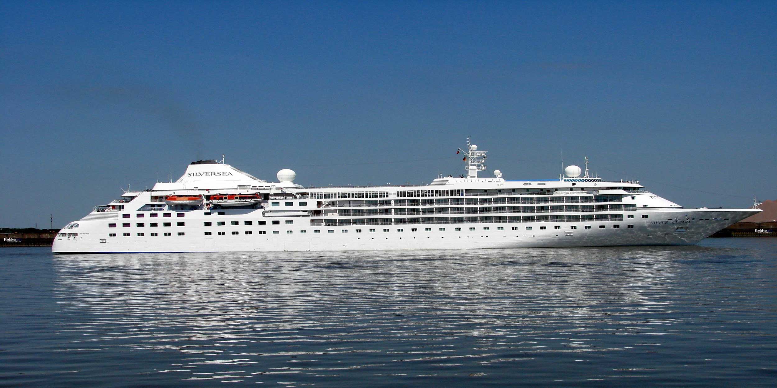 luxury antarctica cruise ships