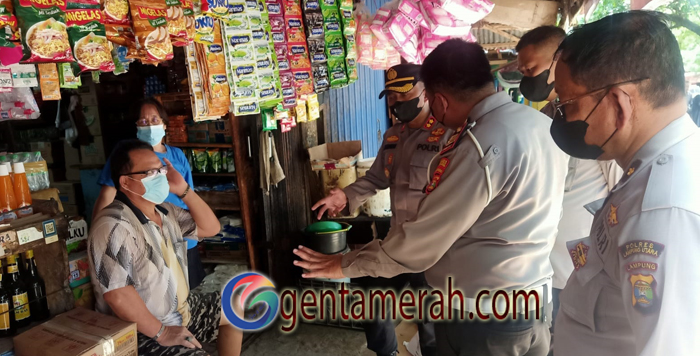 Pantau Ketersediaan Minyak Goreng di Pasar, Kapolres Lampura Meminta Masyarakat Jangan Panik