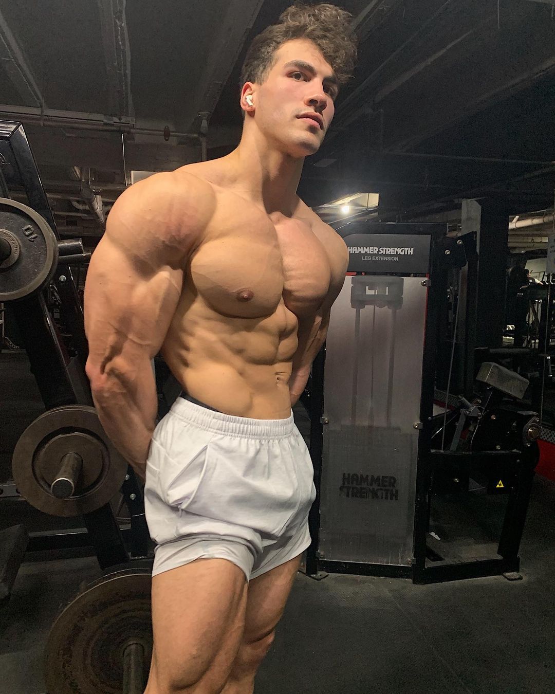 hot-young-muscular-hunk-logan-foote-teen-gym-pecs-stud