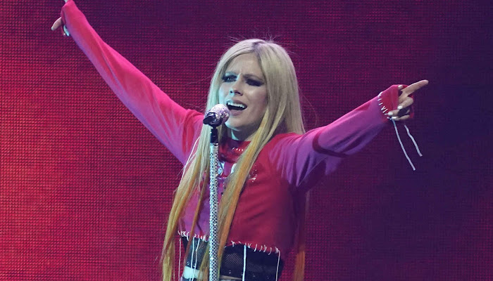 10 canciones subestimadas de Avril Lavigne que muestran su sonido único