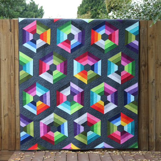 Calippo Quilt designed by Carolyn Murfitt of Free Bird Quilting Designs, The Tutorial is available for free