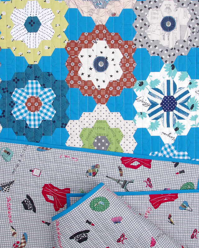 Modern Hexagon Quilt © Red Pepper Quilts 2021