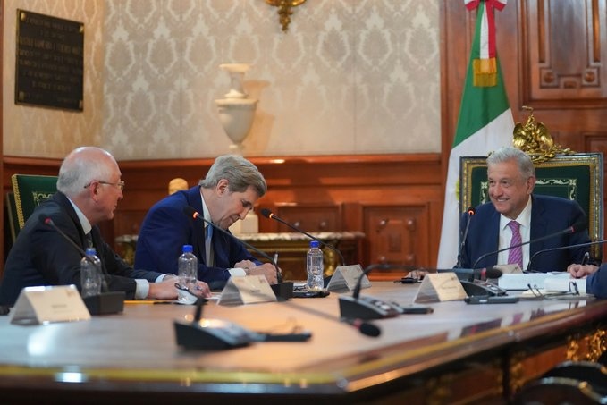 "Amistoso y benéfico" el encuentro con John Kerry: AMLO