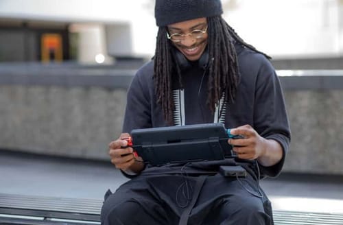 New Nintendo Switch accessorie increase the screen size of the portable console