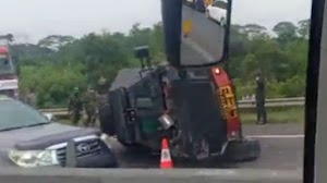 Viral Video Baraccuda Milik Brimob Terguling di Km 84 Tol Cipularang