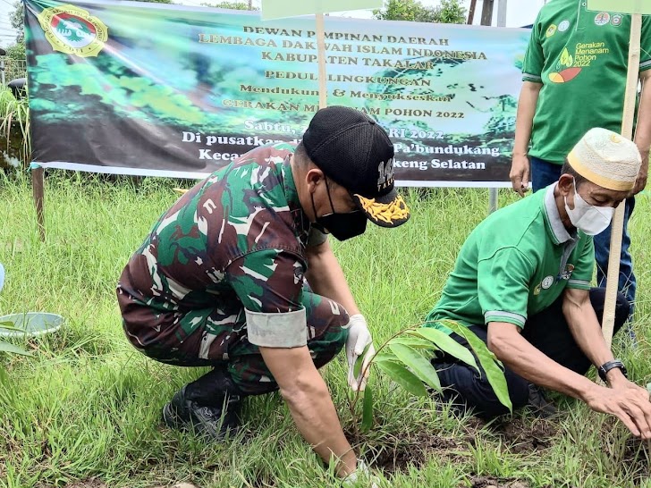 Dandim Takalar, Gerakan Menanam 2022 Pohon  Bentuk Eksistensi Menjaga Lingkungan 