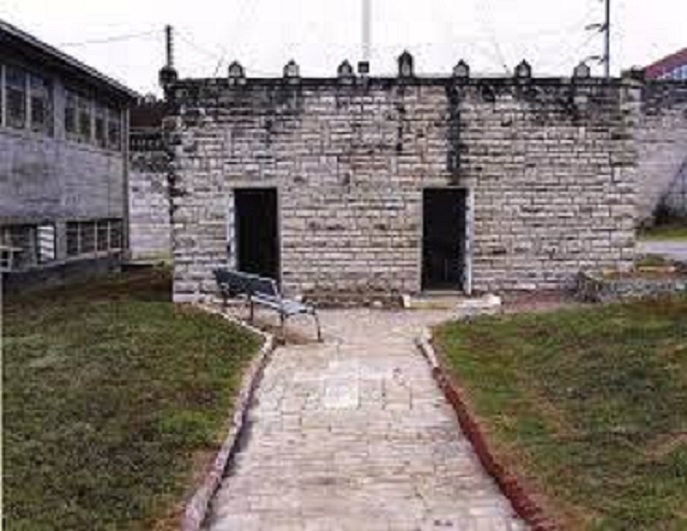 Gas chamber at Missouri State Prison where Hall and Heady were executed ~