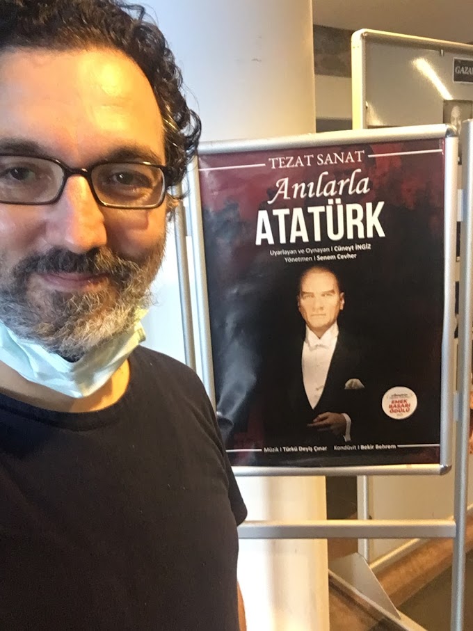 "Anılarla Atatürk" Devlet Tiyatroları Sahnesi'ndeydi