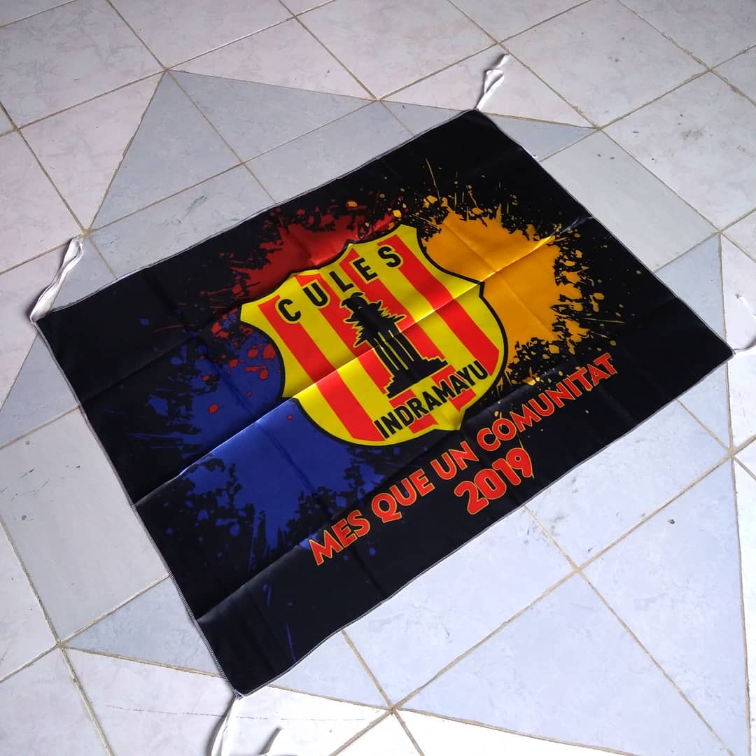 contoh bendera kain satin 3