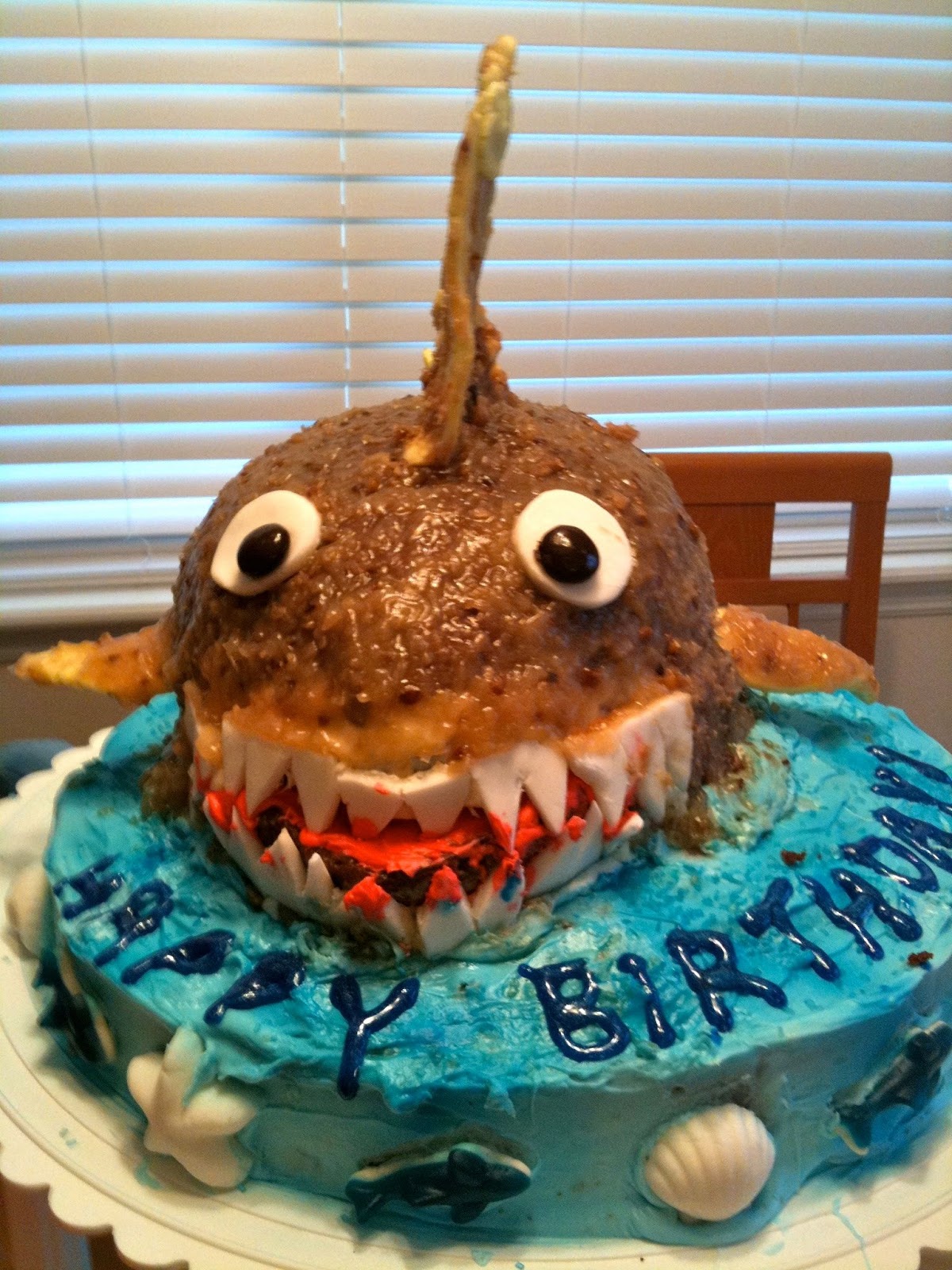 shark birthday cakes