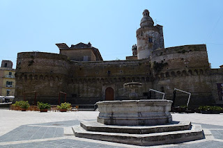 The 15th century Castello Caldoresco presides  over the centre of the city of Vasto