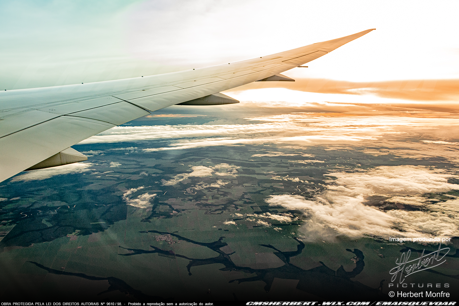 Como é voar de São Paulo a Manaus a bordo do Boeing 787 pela LATAM Brasil | É MAIS QUE VOAR | Imagem produzida por Herbert Pictures | Foto © Herbert Monfre - Fotógrafo de avião - Eventos - Publicidade - Ensaios - Contrate o fotógrafo pelo e-mail cmsherbert@hotmail.com