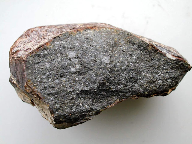 Earth’s Water Came from Enstatite Chondrite-Like Asteroids
