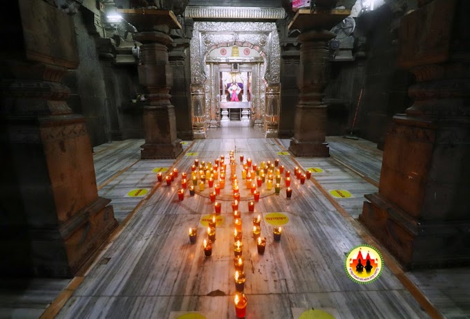 Pandharpur Live Photo:  त्रिपुरारी पोर्णीमेनिमीत्त पंढरीतील विठ्ठल मंदिर व परिसरात दिपोत्सव!