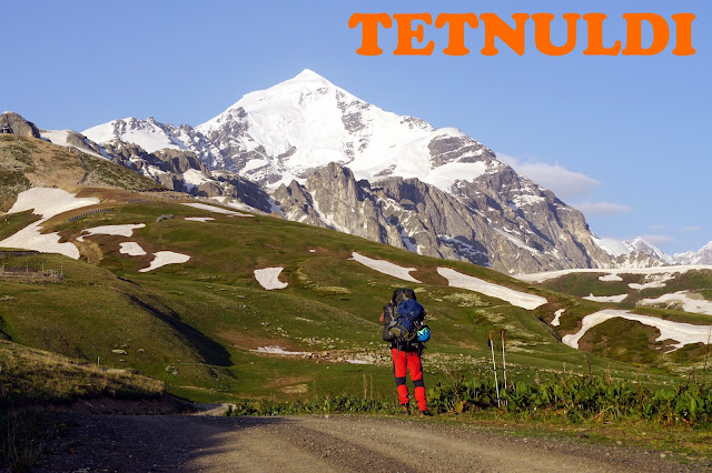 Relacja z wejścia na Tetnuldi (4858m), granią południowo zachodnią. Gruzja. Swanetia. Kaukaz.